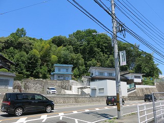 屋太山城址（南側）